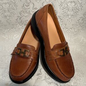 Dr Comfort Mallory Women’s size 8.5 wide comfort loafers in rich brown leather